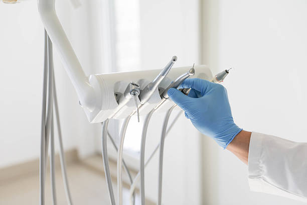 24/7 Emergency Dental Implants experts in North Shore, VA
